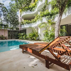 https://selva-tulum-dept-a3.quintano-roohotels.com